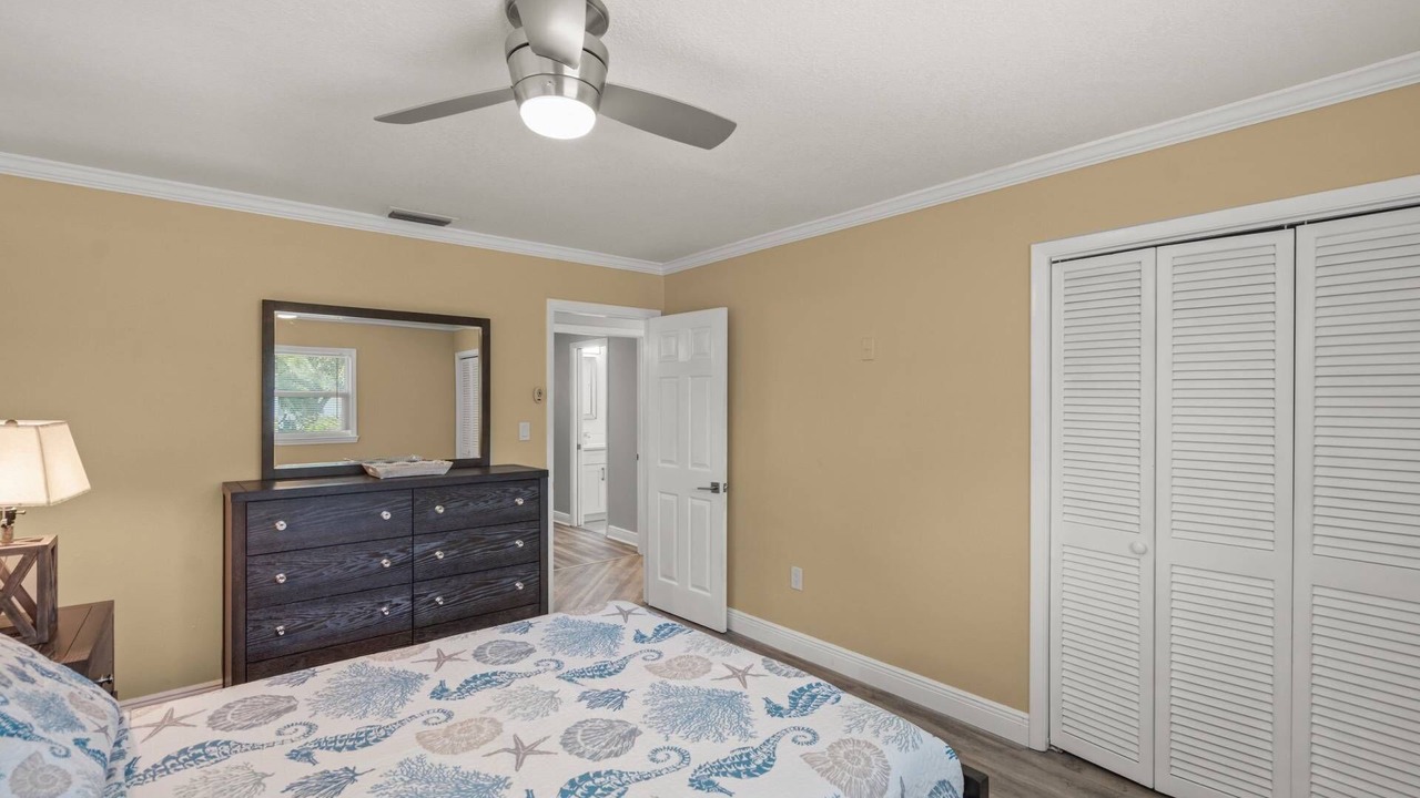 Photo of Others in Gulf Gate Estates