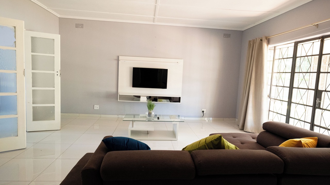 Photo of Livingroom in Bulawayo
