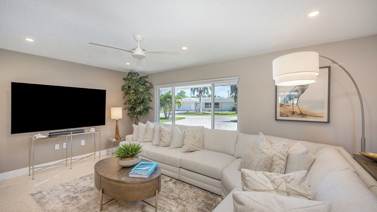 Photo of Livingroom in Banana River Estates