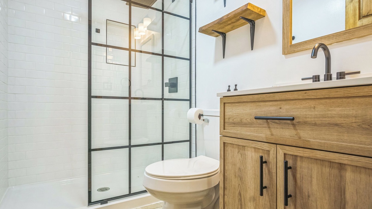 Photo of Bathroom in Pocono Lake