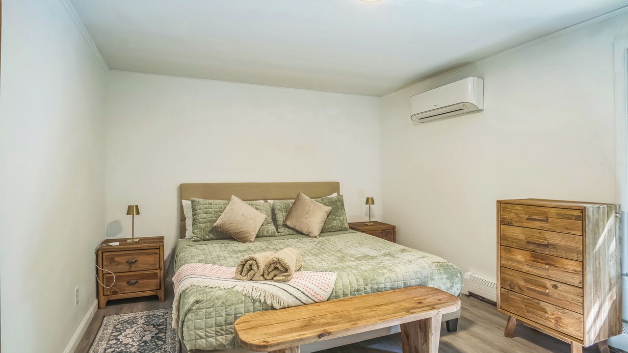 Photo of Bedroom in Pocono Lake