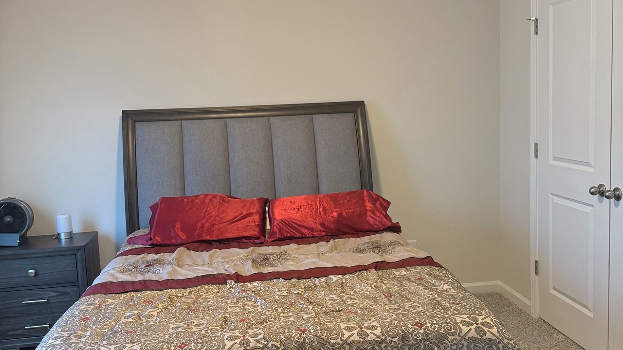 Photo of Bedroom in Lawrenceville
