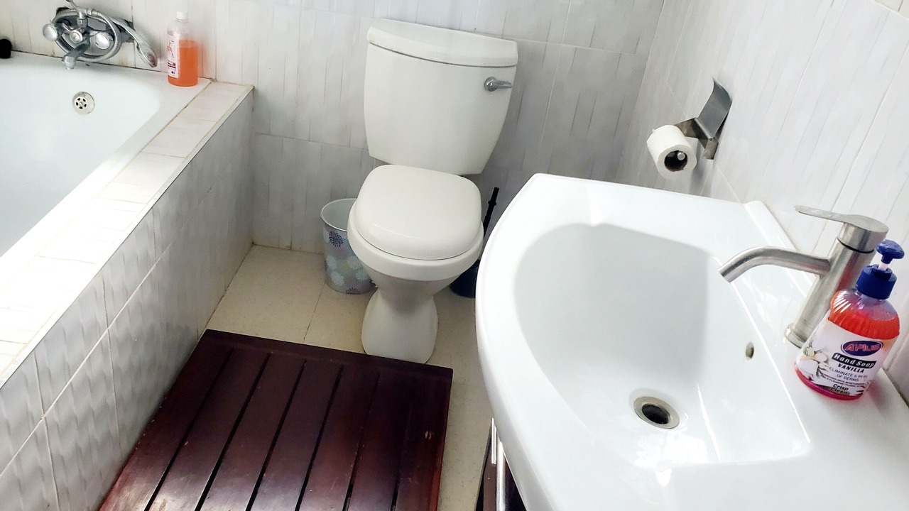Photo of Bathroom in Chiawa Conservancy
