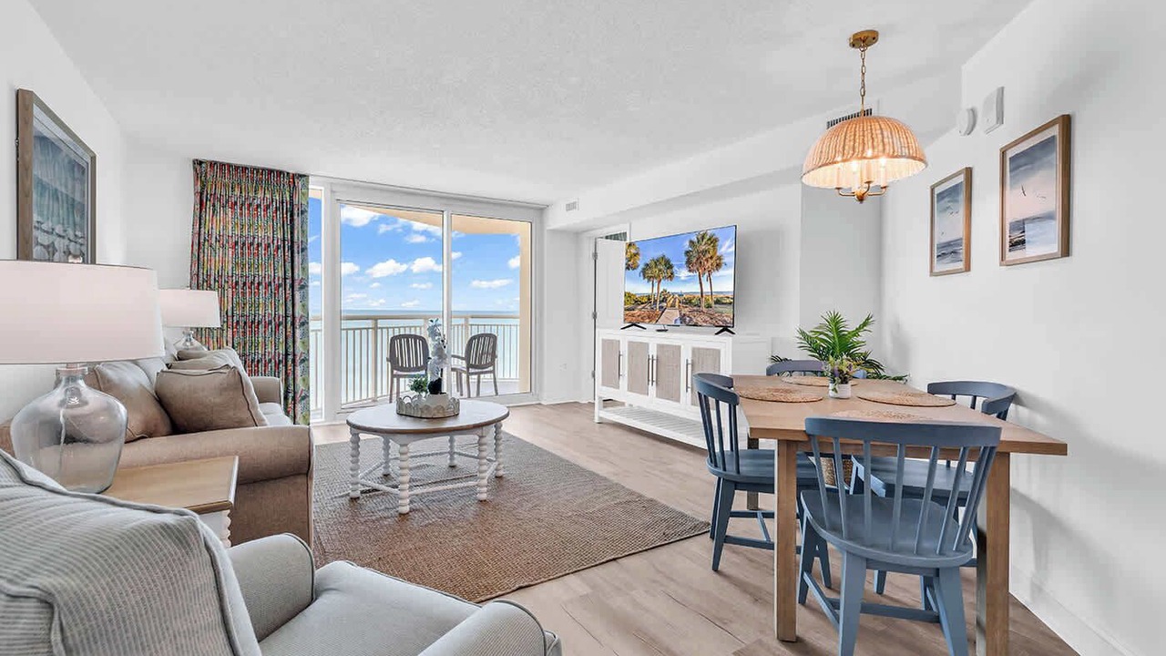 Photo of Livingroom in Downtown Myrtle Beach