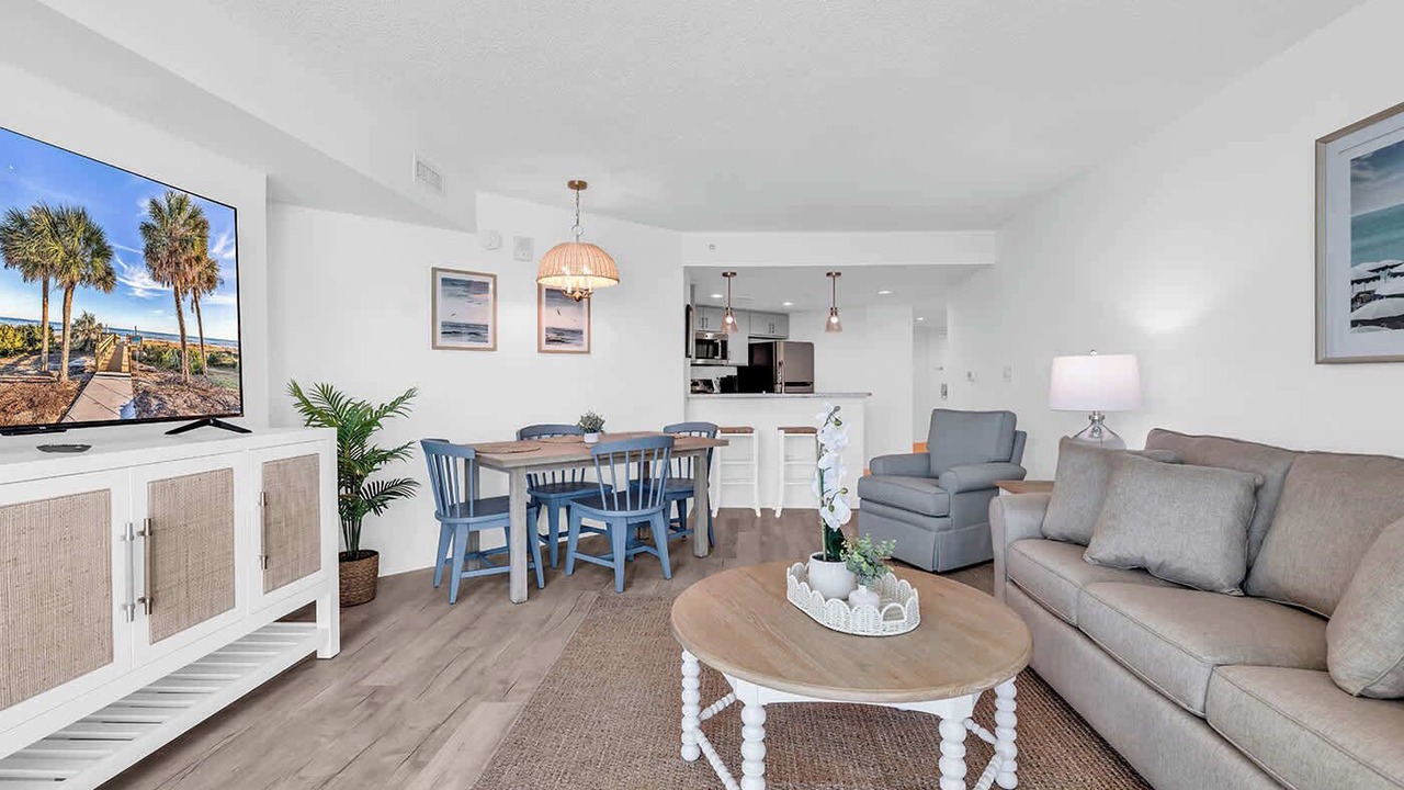 Photo of Livingroom in Downtown Myrtle Beach