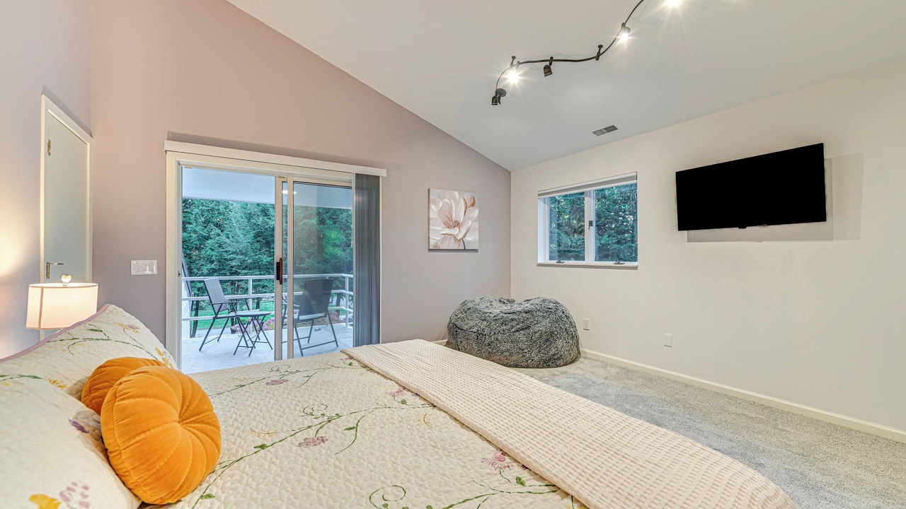 Photo of Bedroom in Queensbury