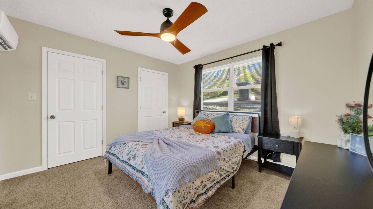 Photo of Bedroom in Knoxville