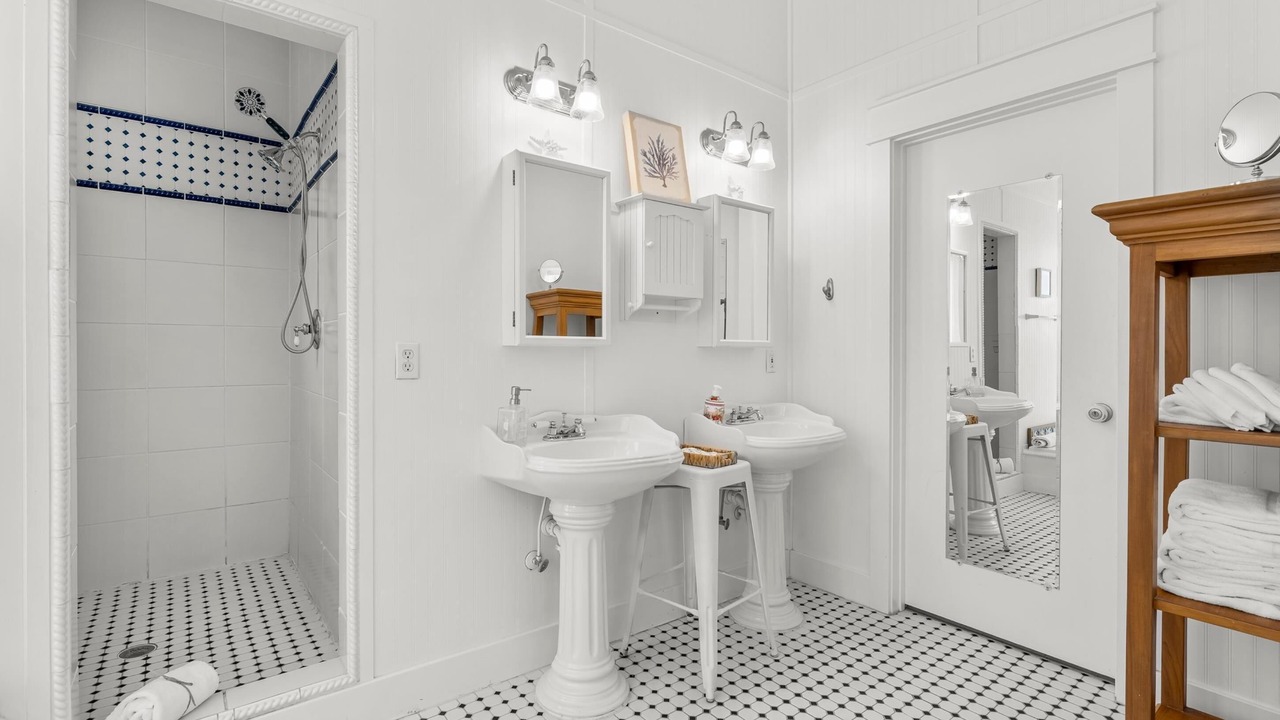 Photo of Bathroom in Gulf Pines