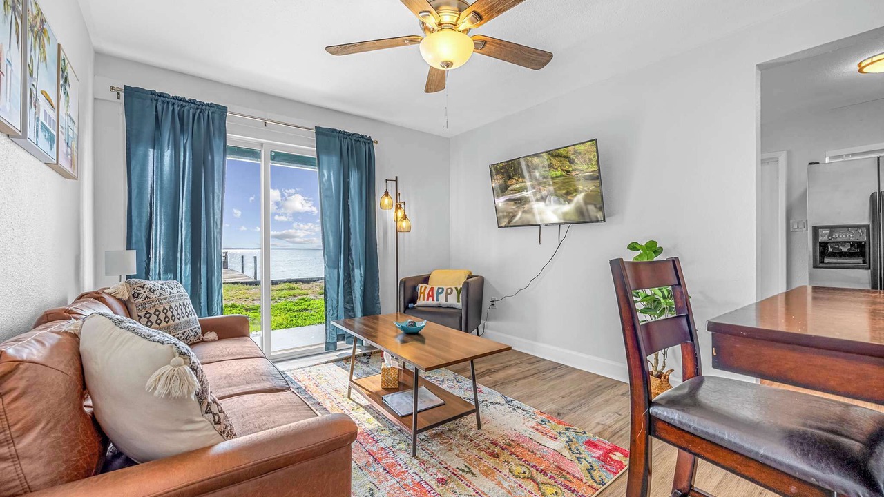 Photo of Bedroom in Orlando Beach