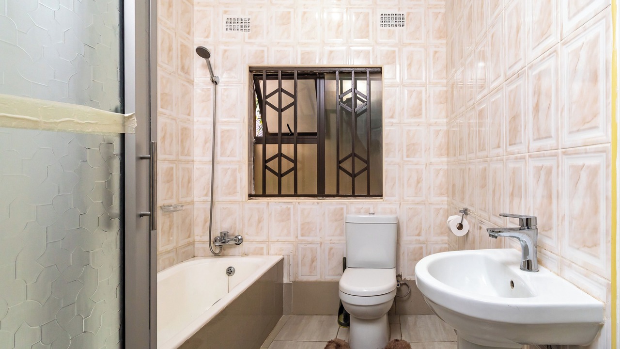 Photo of Bathroom in Harare East