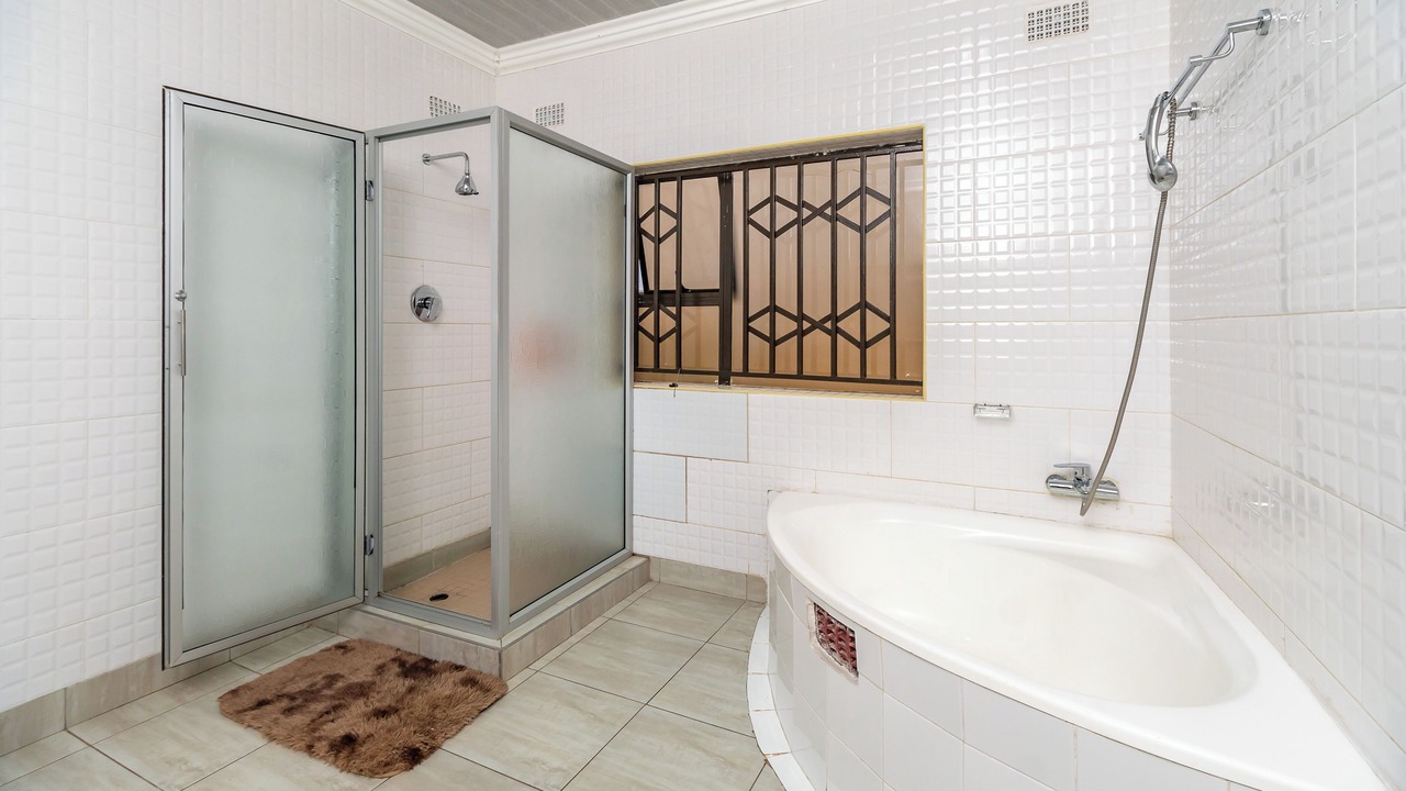 Photo of Bathroom in Harare East