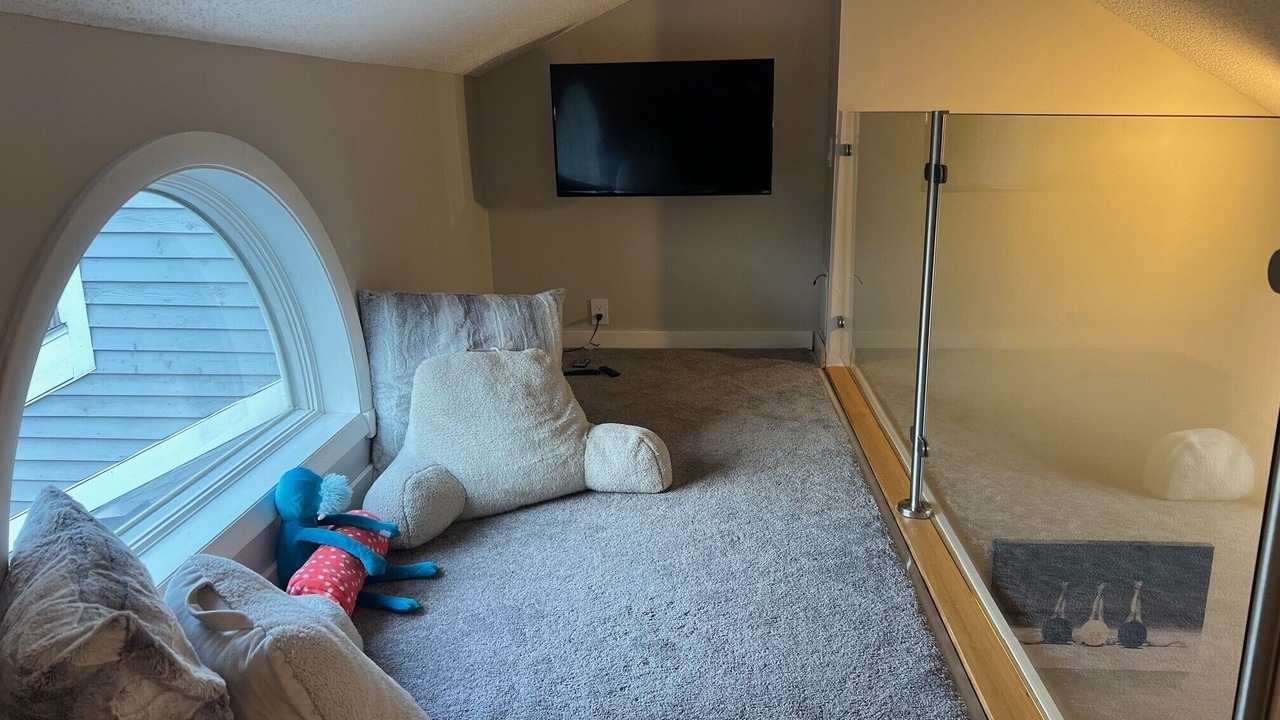 Photo of Bedroom in Spring Lake