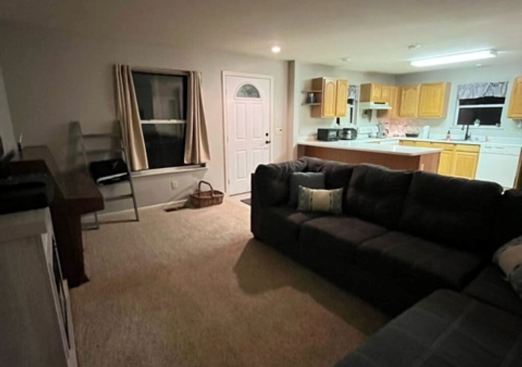 Photo of Livingroom in Fort Bragg