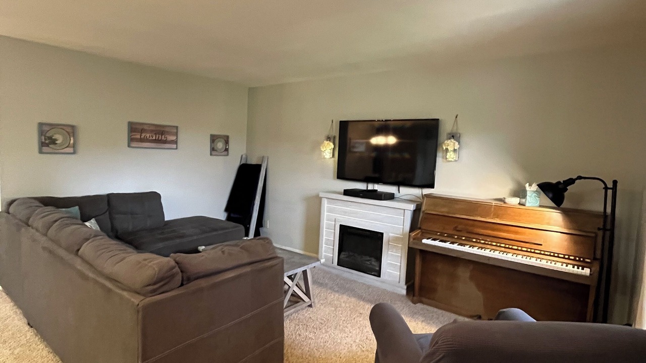 Photo of Livingroom in Fort Bragg