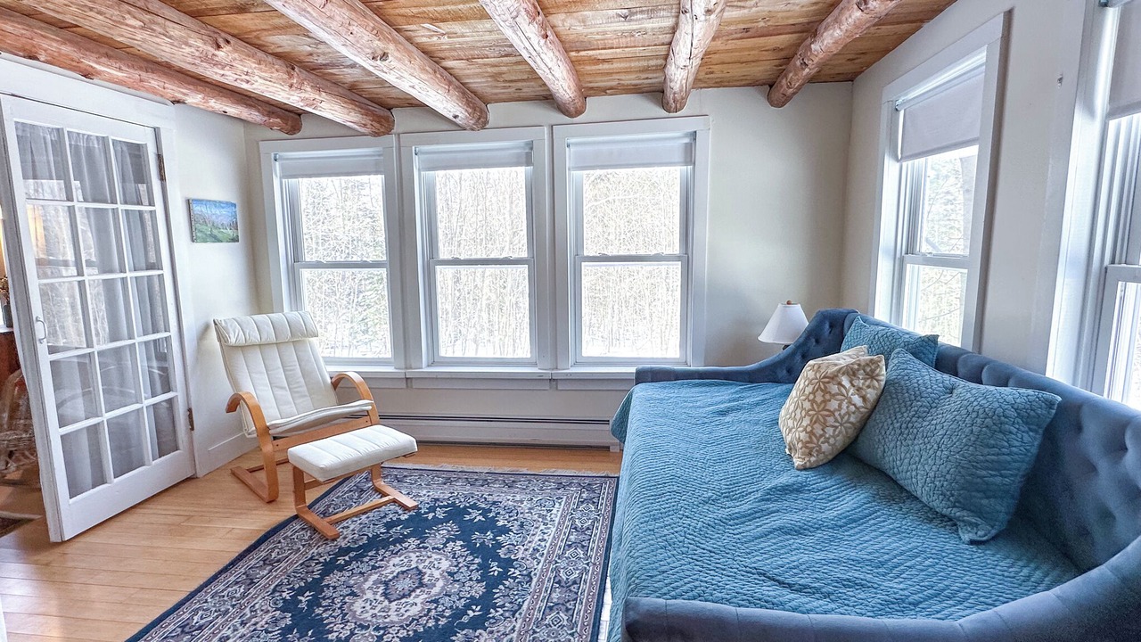 Photo of Bedroom in Warren