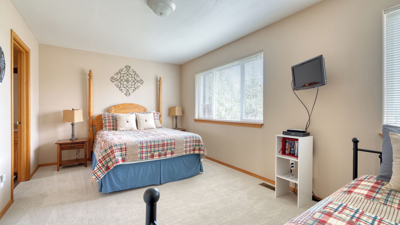 Photo of Bedroom in Redmond