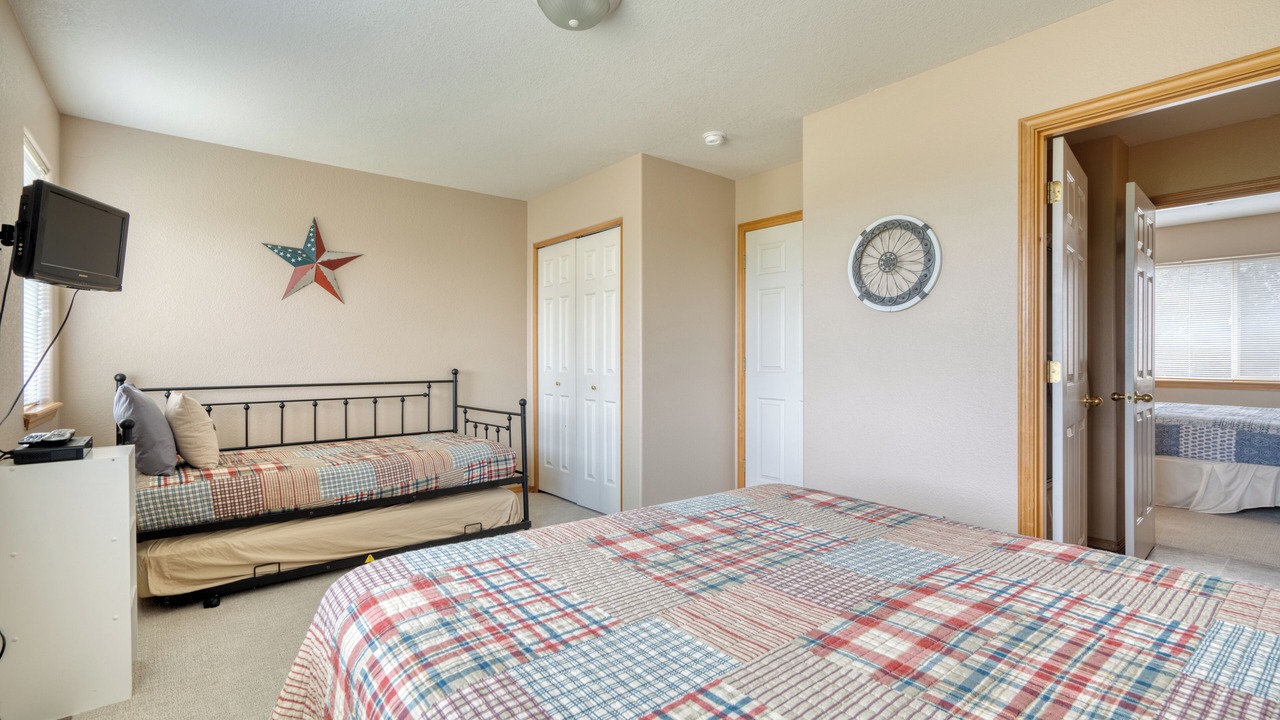Photo of Bedroom in Redmond