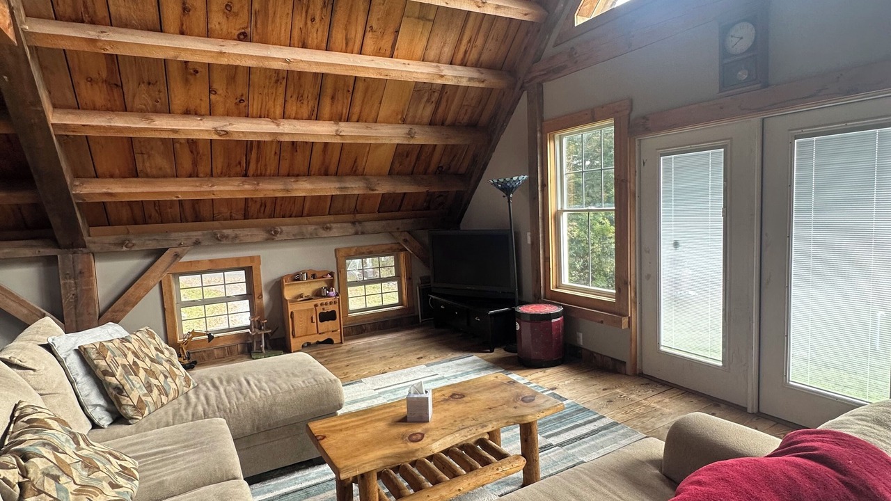 Photo of Livingroom in Brookfield