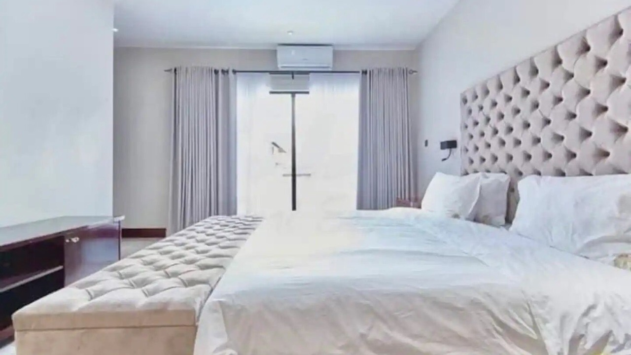 Photo of Bedroom in Cathedral Hill