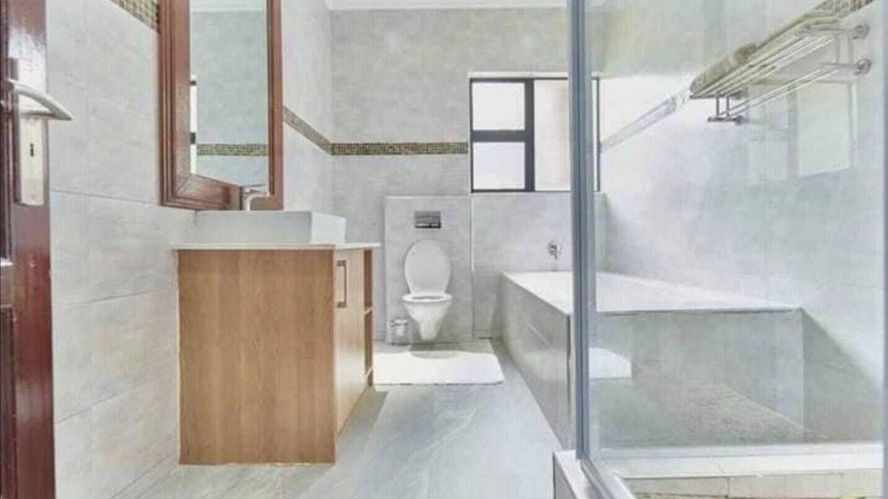 Photo of Bathroom in Cathedral Hill