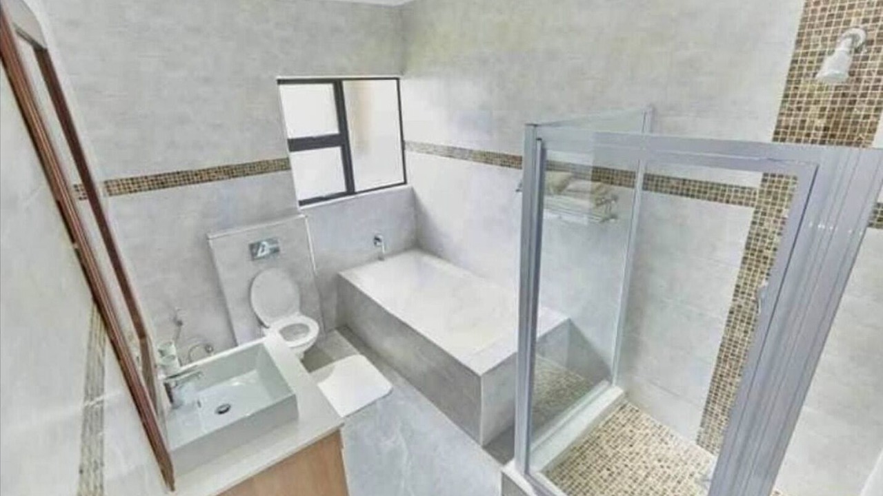 Photo of Bathroom in Cathedral Hill