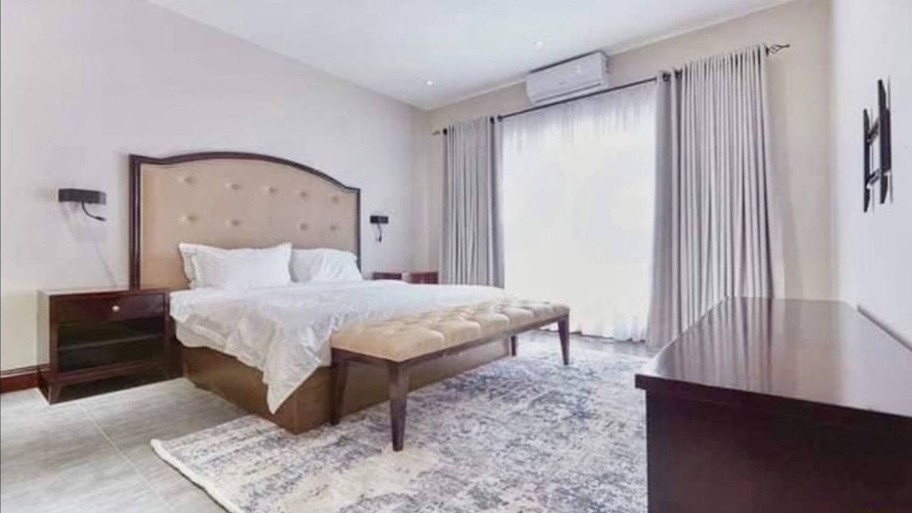 Photo of Bedroom in Cathedral Hill
