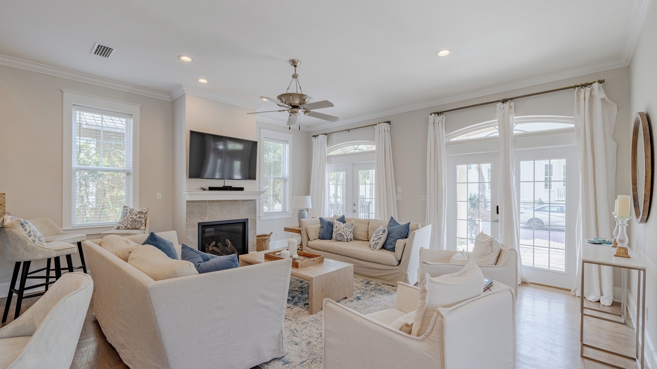 Photo of Livingroom in Seacrest Beach