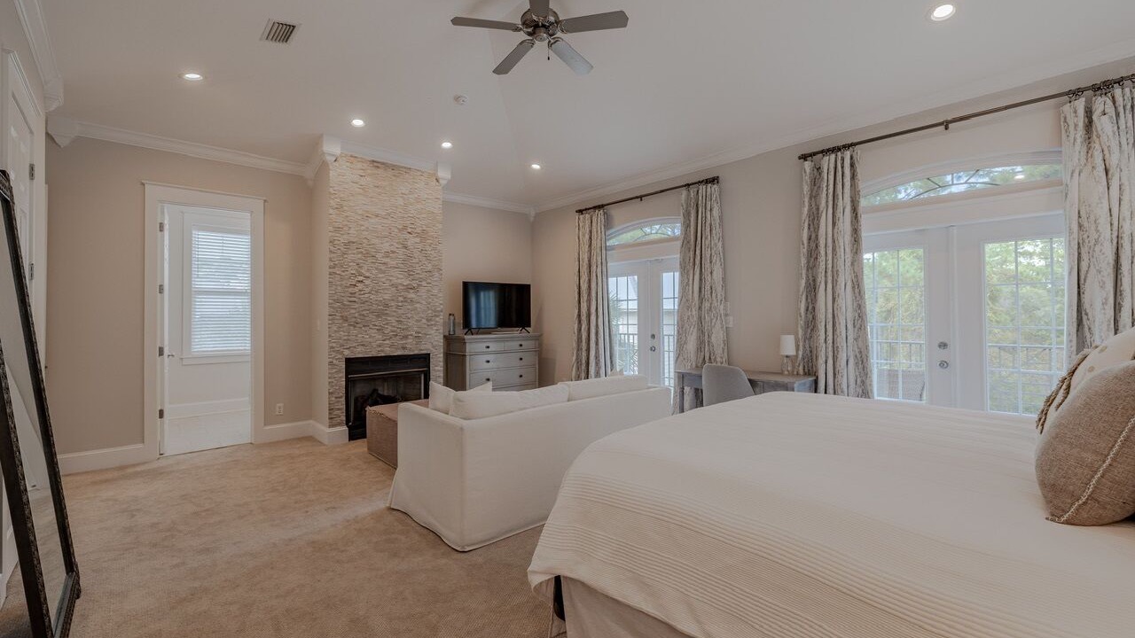 Photo of Bedroom in Seacrest Beach