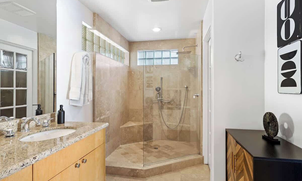 Photo of Bathroom in Vista Las Palmas