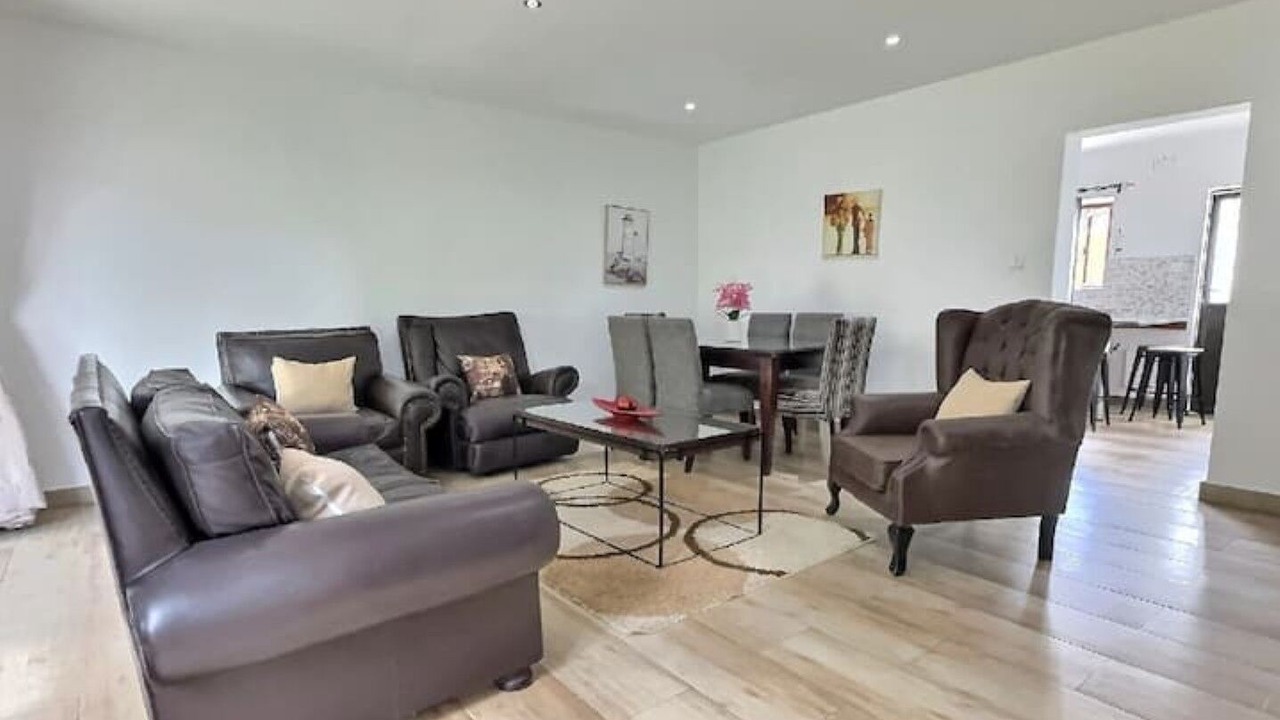 Photo of Livingroom in Harare