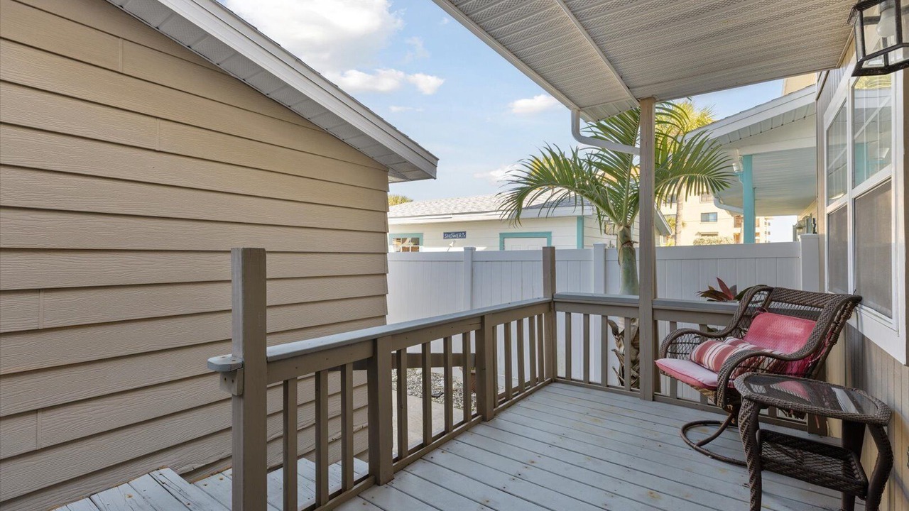 Photo of Patio Balcony in Chandler Park