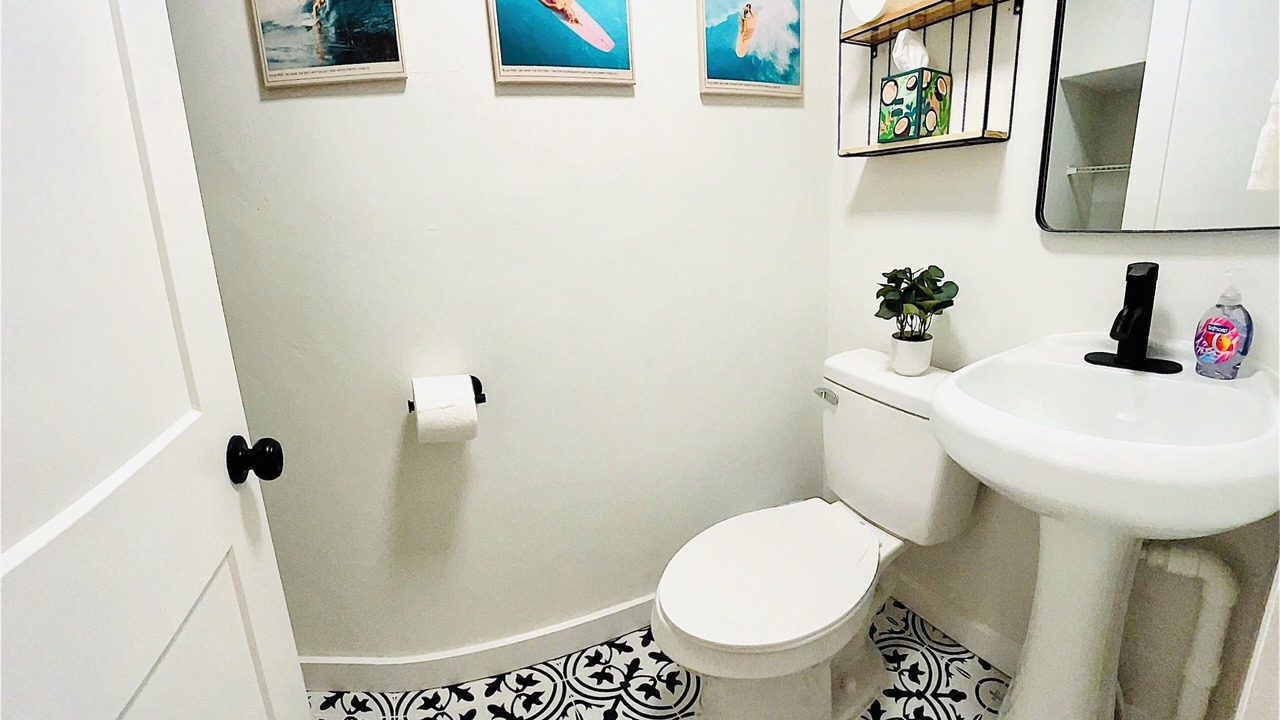 Photo of Bathroom in River District