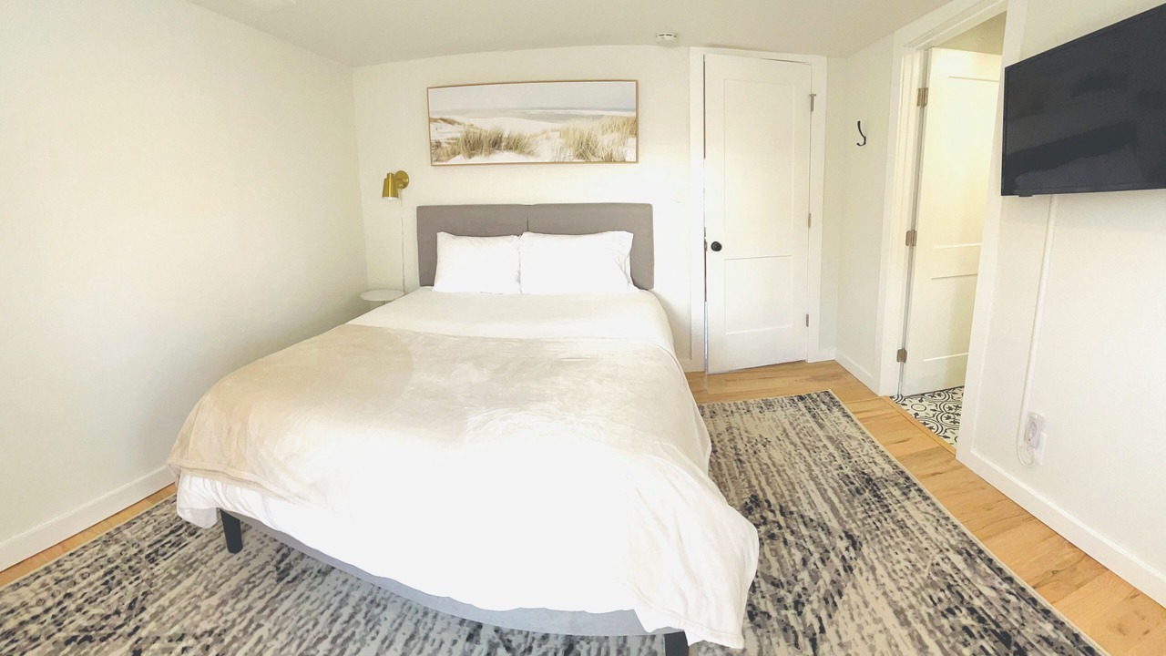 Photo of Bedroom in River District