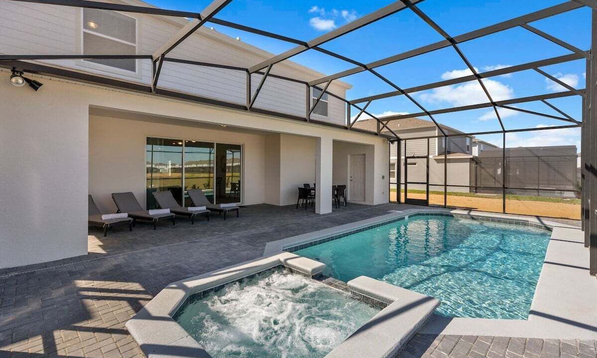 Photo of Outdoor in Davenport