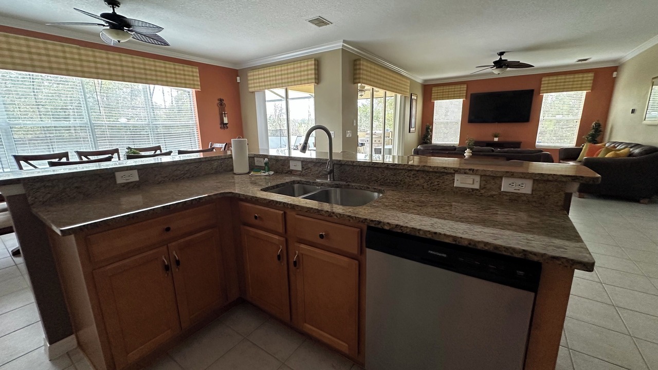 Photo of Kitchen in Watersong