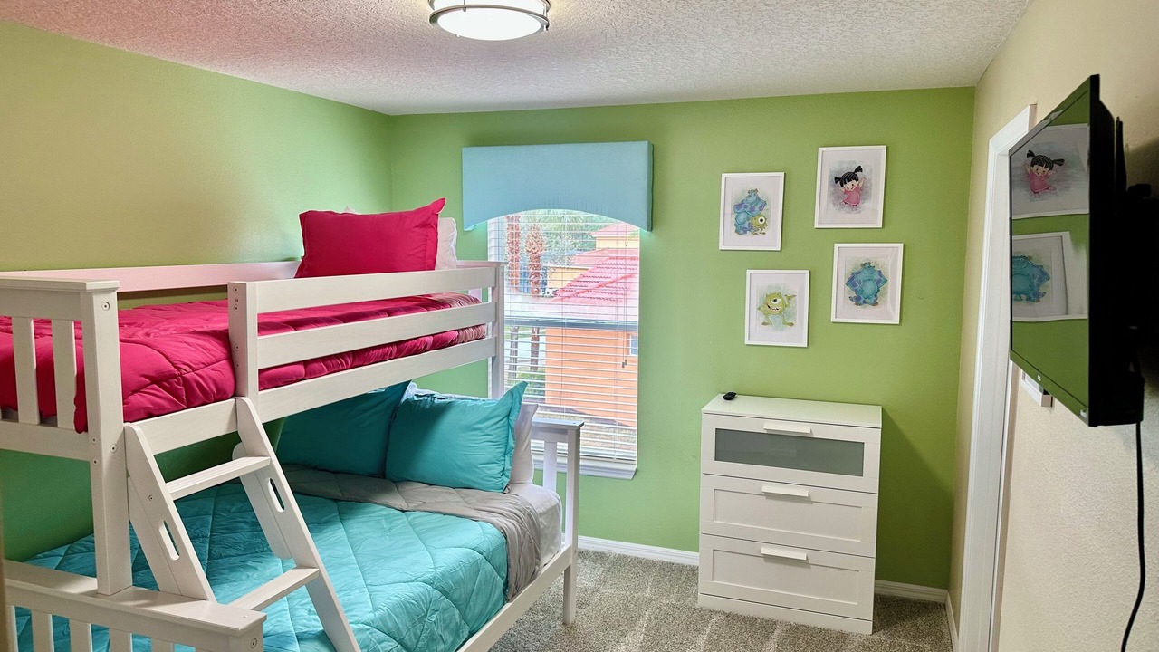 Photo of Bedroom in Watersong