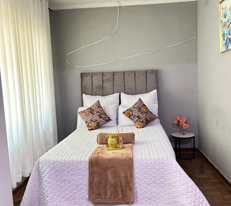 Photo of Bedroom in Greendale