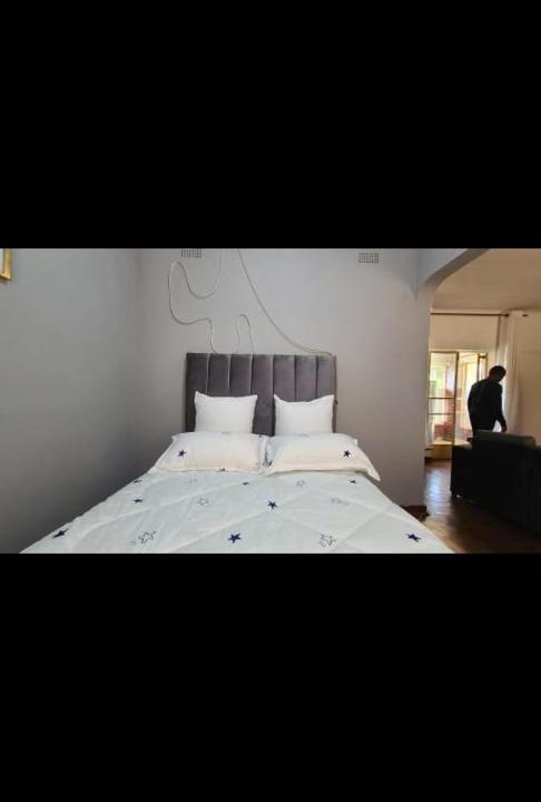 Photo of Bedroom in Greendale
