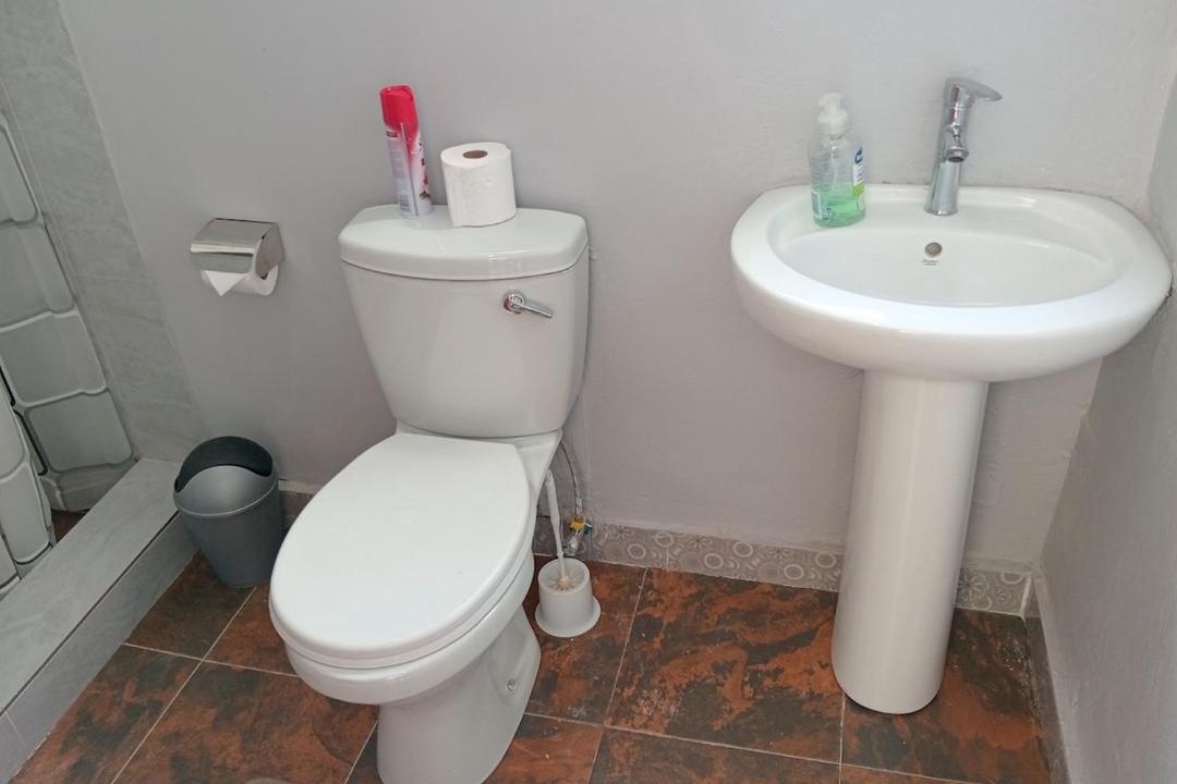 Photo of Bathroom in Southern Province