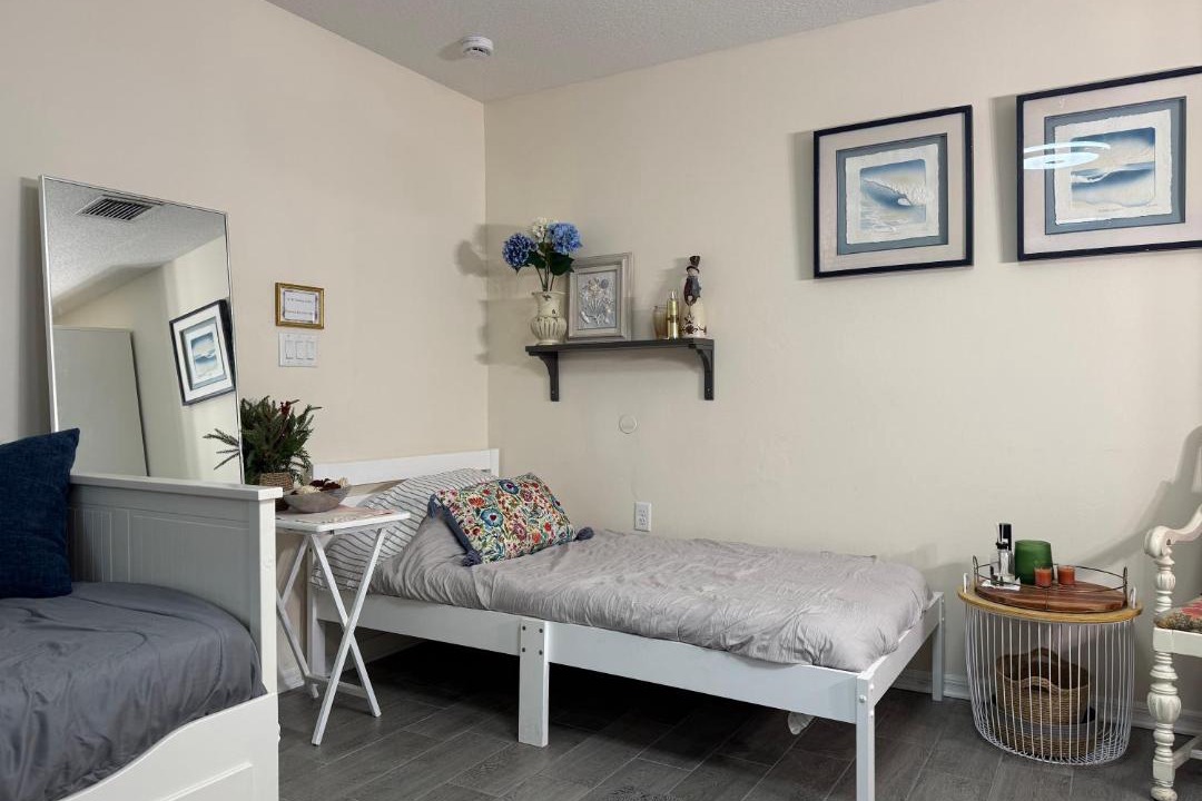Photo of Bedroom in College Green Estates
