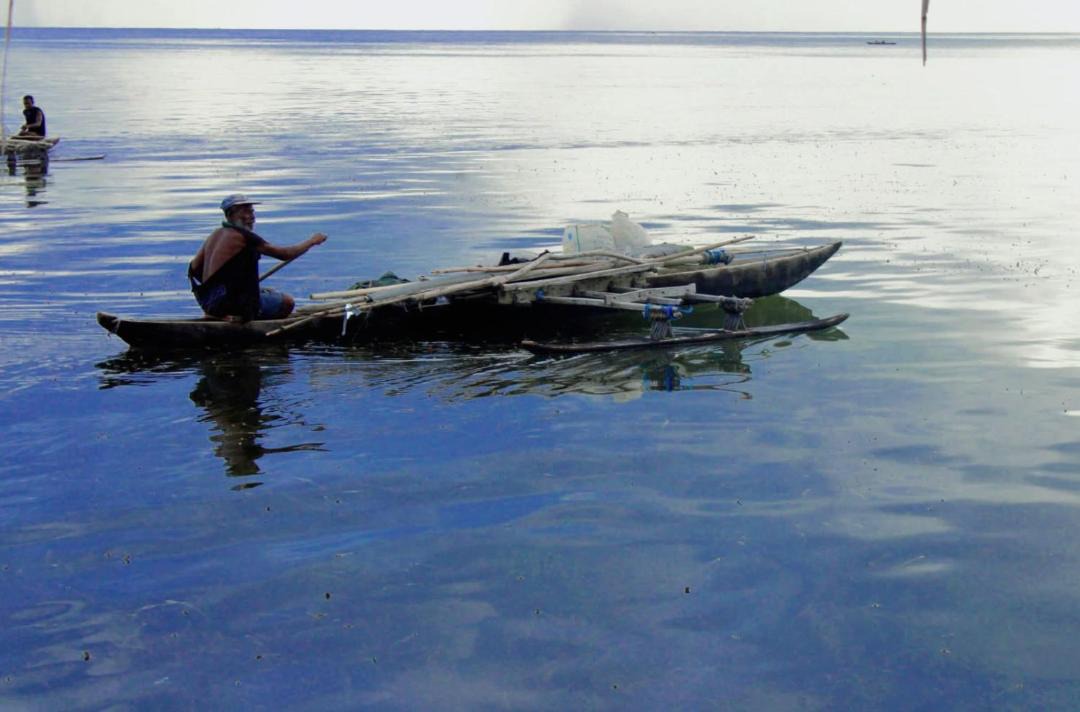 Photo of Human In Picture in Lorengau