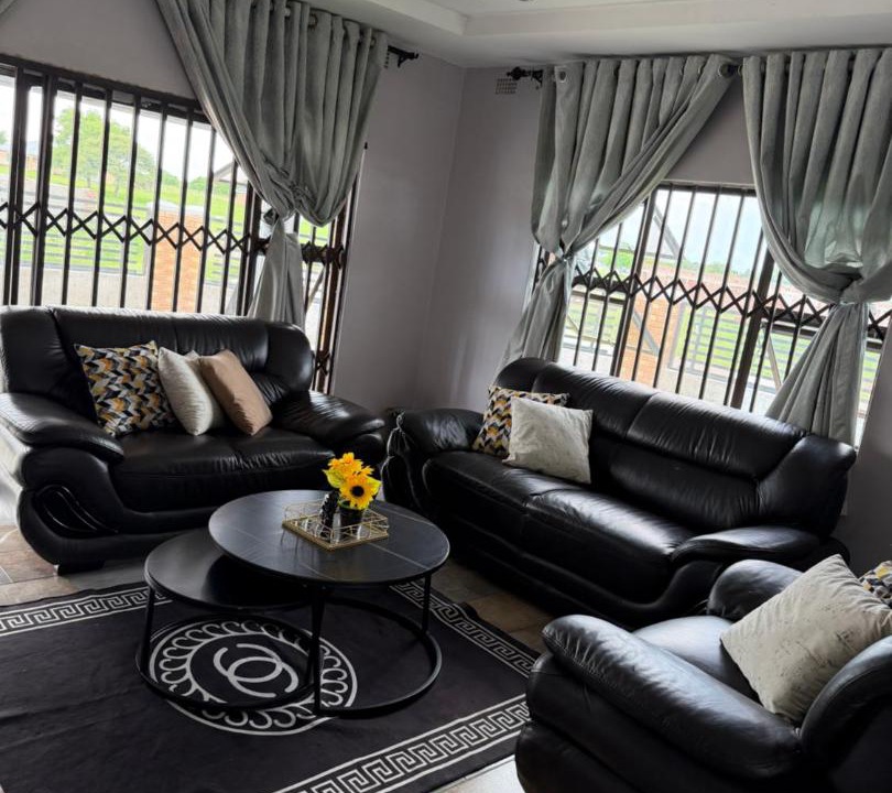Photo of Livingroom in Bulawayo