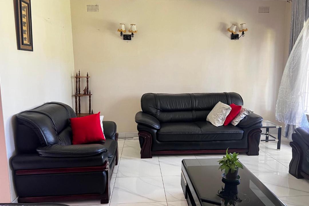 Photo of Livingroom in Bulawayo