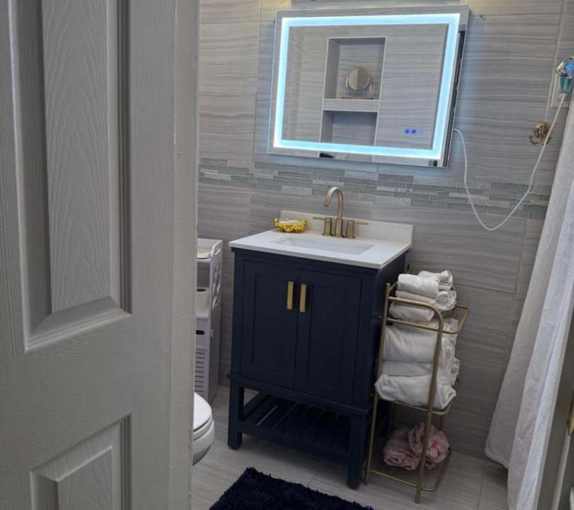 Photo of Bathroom in Long Meadow