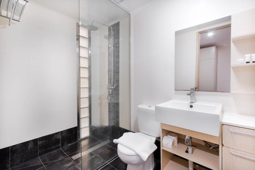 Photo of Bathroom in Boroko