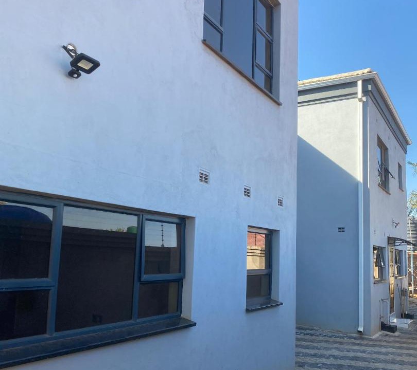 Photo of Buildings in Glen Lorne