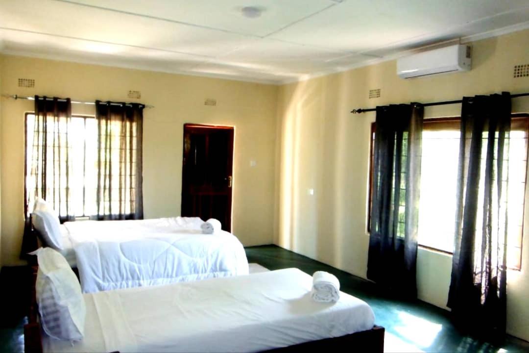 Photo of Bedroom in Kakumbi
