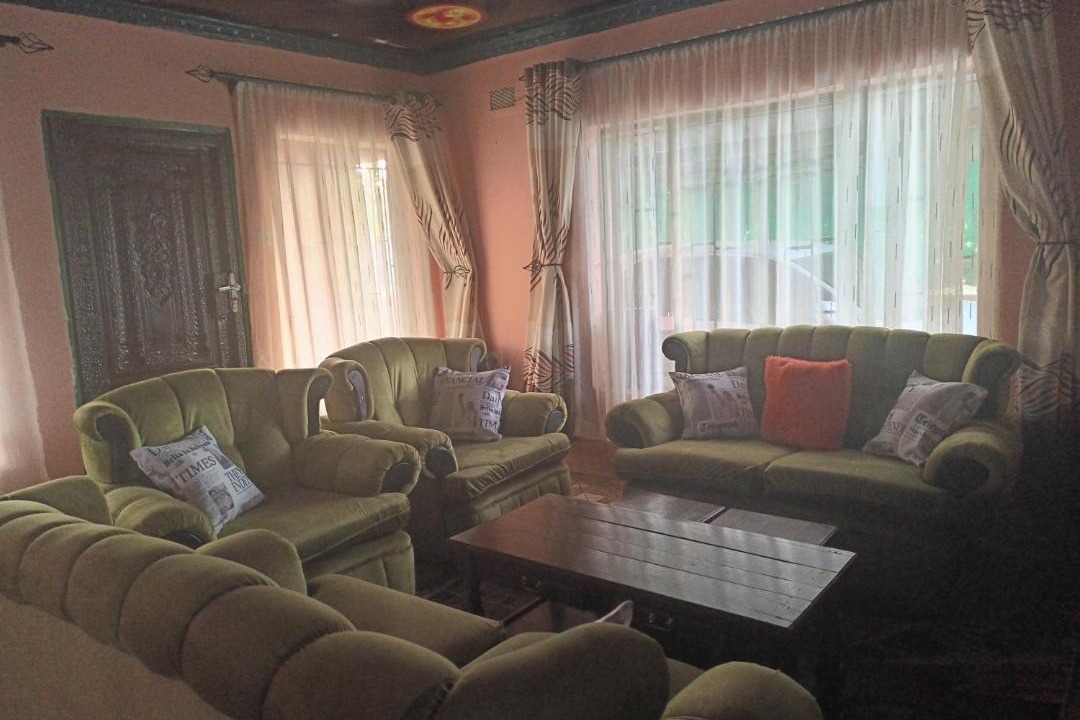 Photo of Livingroom in Centenary