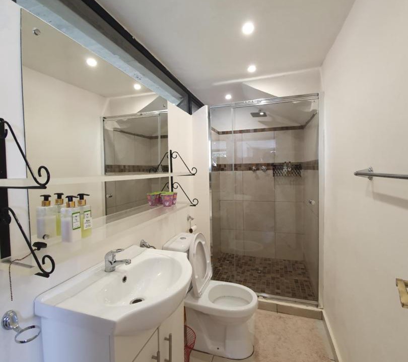 Photo of Bathroom in Komanyana