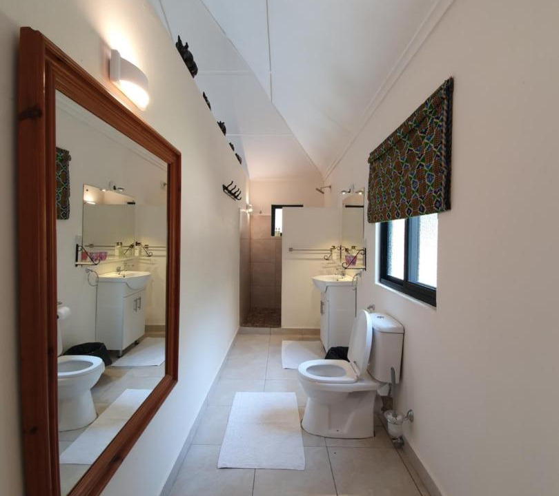 Photo of Bathroom in Komanyana